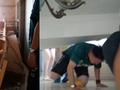 南京一饭店天花板突然坍塌 男子在隔壁包厢吓一跳后继续淡定吃饭