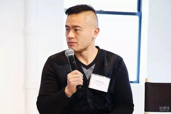 杰瑞米·刘独具慧眼发现了Snapchat