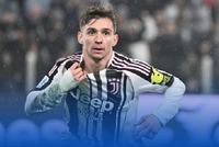 尤文2-1罗马分列四五名+分差缩至1分 孔塞桑破门 奥蓬达意甲首球