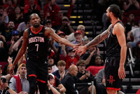 正互动直播NBA常规赛：火箭客场挑战开拓者 申京、范弗里特缺阵