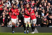 升第三！曼联2-1逆转10人水晶宫 B费传射 舍什科破门 库尼亚造红点