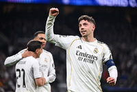 正互动直播欧冠1/8决赛首回合：皇马3-0曼城 巴尔韦德帽子戏法