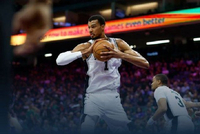 马刺送热火5连败 文班26+14+5帽 卡斯尔19+7+6 阿德巴约17中5