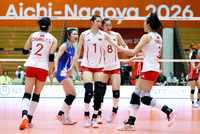 两连胜头名出线！亚运会小组赛：中国女排3-0哈萨克斯坦进8强