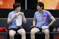 王曼昱/蒯曼3-1战胜张本美和/早田希娜，获得WTT中国大满贯女双冠军