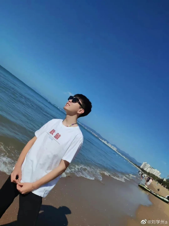 图|微博@刘学州a