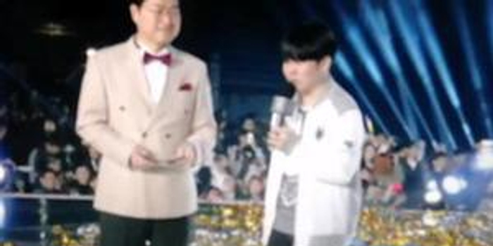 S8决赛IG夺冠刷爆社交网站 中国电竞正一路崛