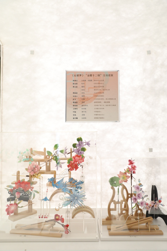 90后《红楼梦》爱好者用传统工艺制作的“金陵十二钗”文创饰品