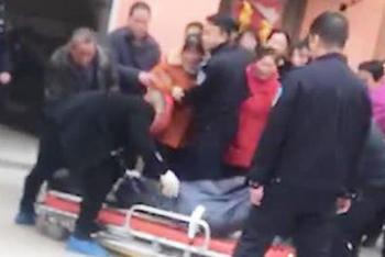 13岁男孩竟砍死母亲
