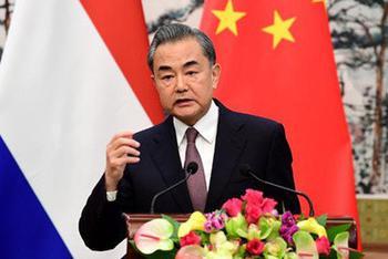 请收回你们的黑手