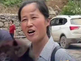 湖南石门村民拎着小猫转移避险