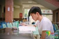 学渣逆袭考上北大:曾挂科8门 学分绩点1.08
