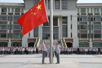 上海:为少先队员上好“民主第一课”