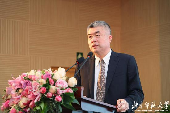 中关村一带一路产业促进会理事长张晓东作为合作代表致辞