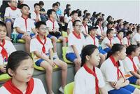 福建一民办学校“倒闭” 百名学生成“黑户”