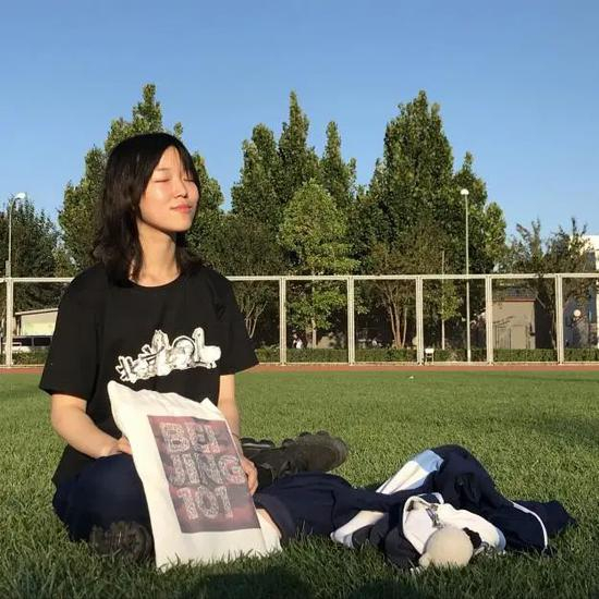 张乐云同学