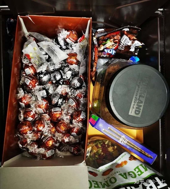 邵帅自己晒出的甜食照片。 知乎 图