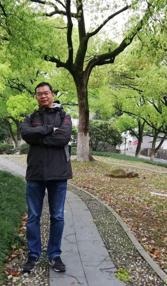 嘉宾：复旦大学国际关系与公共事务学院副院长、北京招生组组长&nbsp;陈周旺