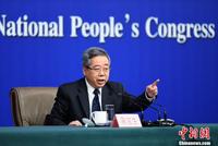 教育部部长陈宝生:2019年下大力气为教师减负