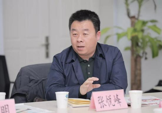 首医大附小校长 张悦峰