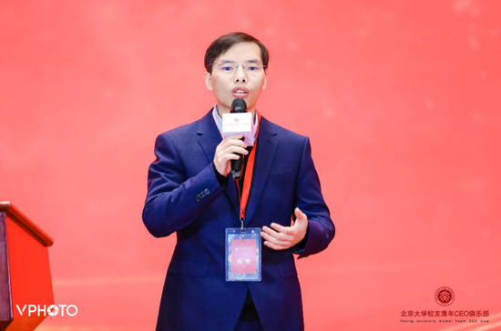 图片为美因基因创始人肖哲