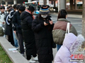 公务员招录年龄放宽 释放了什么信号？