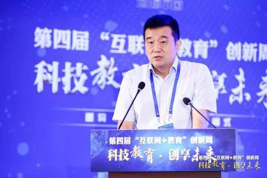 中国教育科学研究院党委书记殷长春