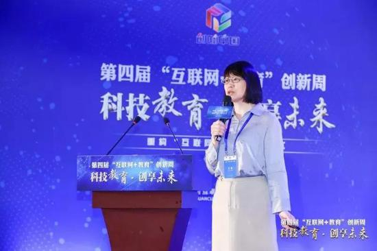 中国教育科学研究院国际比较教育研究所所长、中国未来学校实验室主任王素