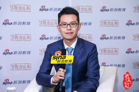 英孚教育 赵崇基