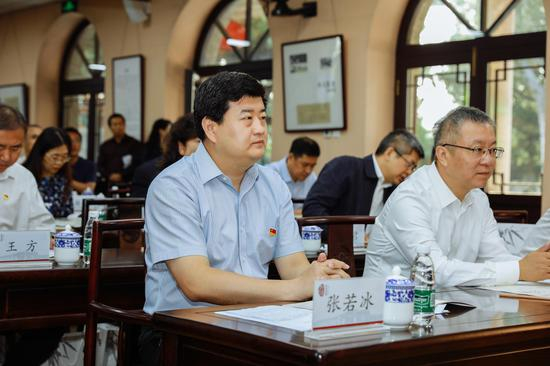 敬德书院举行“经典诵读与中华文化精神”学术研讨