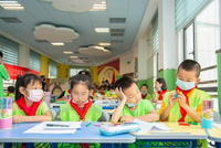 多地推出普惠性暑期托管班 效果能否满足需要