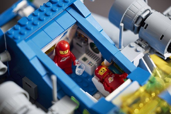 乐高银河探索号套装的驾驶舱