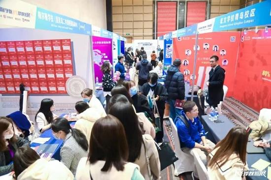 往届择校展 咨询现场