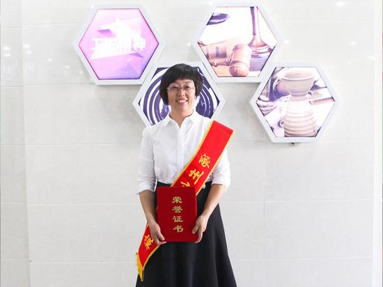 河北省保定市涿州市双语学校教师刘建红