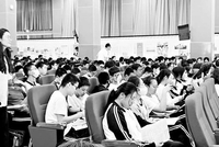 给娃过生日咋成了年度“大考”