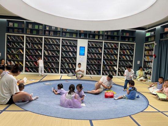 7月25日，和平书院的儿童阅读空间。本文图片均为澎湃新闻记者 邹娟 图