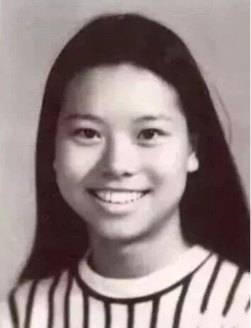 学生时代的赵小兰