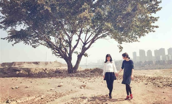 郭亚和毛妈在重庆。“毛妈”供图。