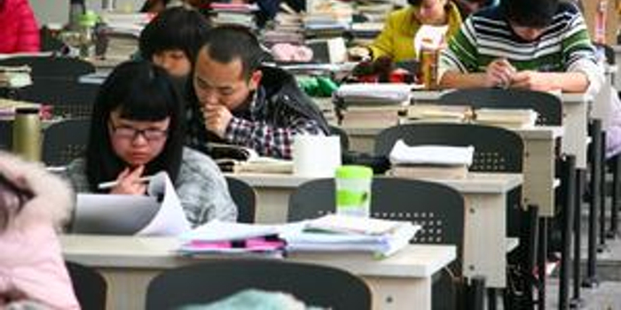 硕士拒绝为导师打工被打零分_手机新浪网