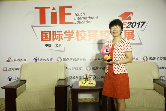 　　北京外国语大学国际课程中心北京外国语大学教授北京外国语大学国际教育学院院长北京外国语大学国际课程中心主任曹文