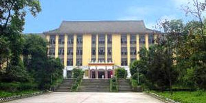重庆大学2018年接收推免研究生章程