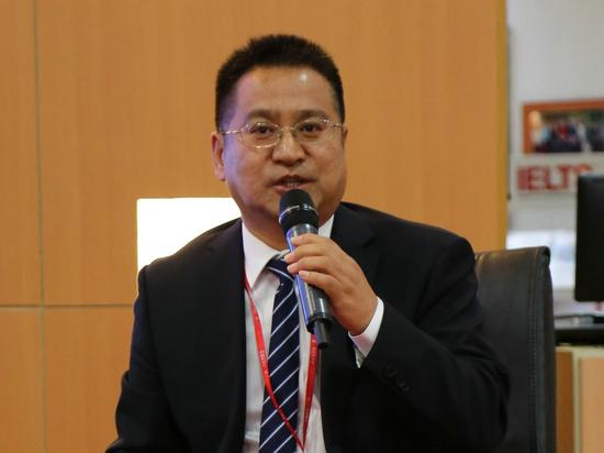 金吉列移民董事长宫小平