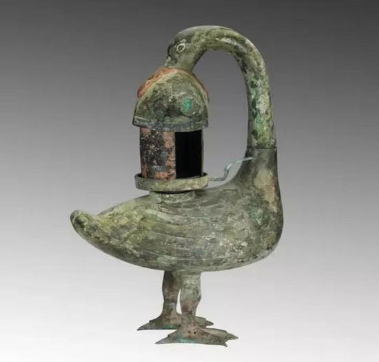 西汉文物“雁鱼铜灯”