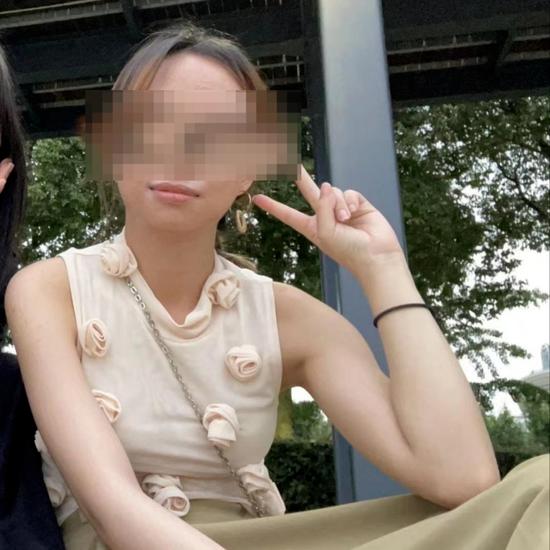 中国留学生巴黎失联多日 家属:失踪前她行为反常