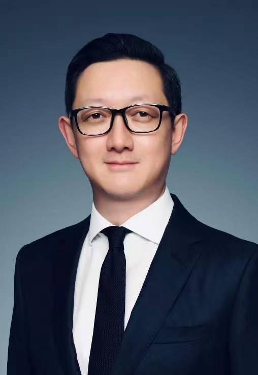 李子厚曾在LVMH集团和历峰集团任职