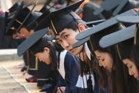 学生人数太少 未来三年韩国或有38所大学将关闭