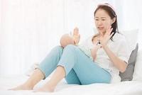 房价高涨让人不想生娃?美房价涨幅致生育率下降