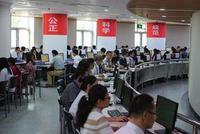 北京高考阅卷现场:1173人评卷 满分作文出现