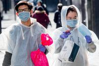 辗转四个国家六个机场 留学生只为逃离英国