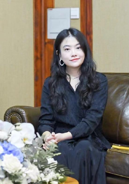 新浪教育主编雷蕾